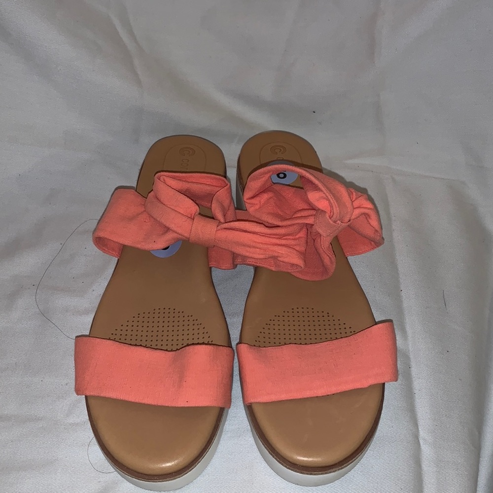 CORSO COMO Coral color Sandals size 9 NWOT